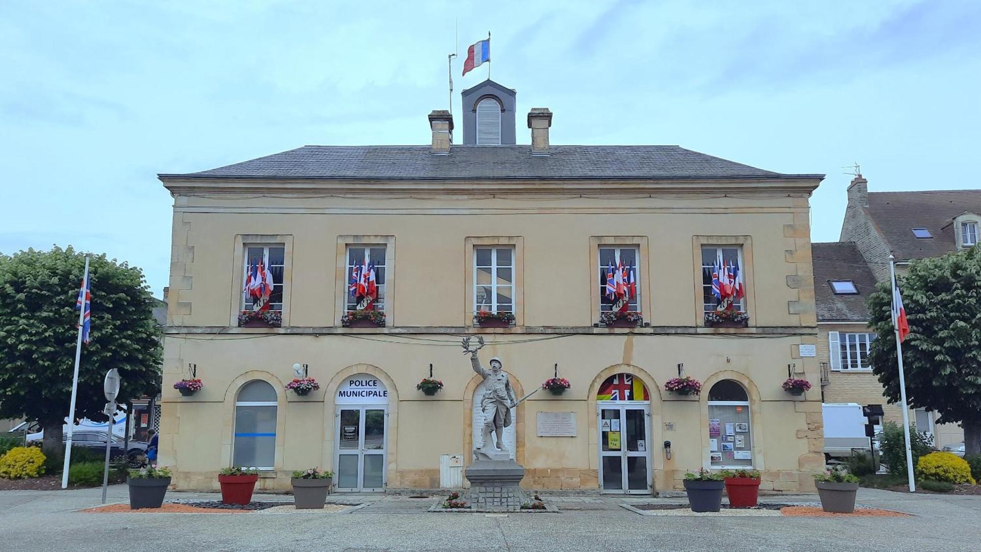 La Maison Du Pays D'Auge Troarn Экстерьер фото